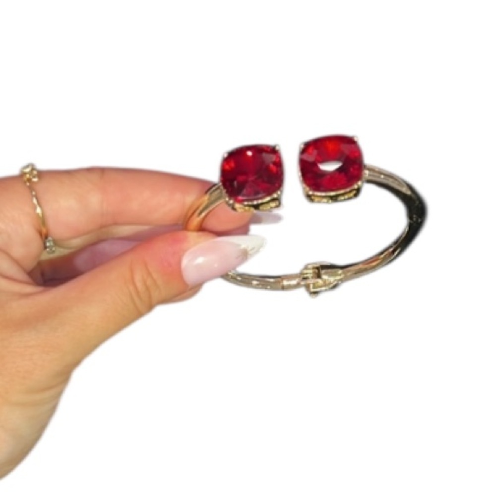 1312. Cara New York Elegant Gold and Red Stone Bracelet